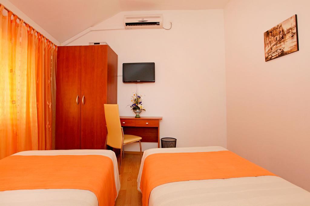 Guest House Kod Peskarije Vela Luka Kamer foto