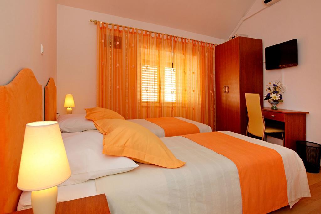 Guest House Kod Peskarije Vela Luka Kamer foto