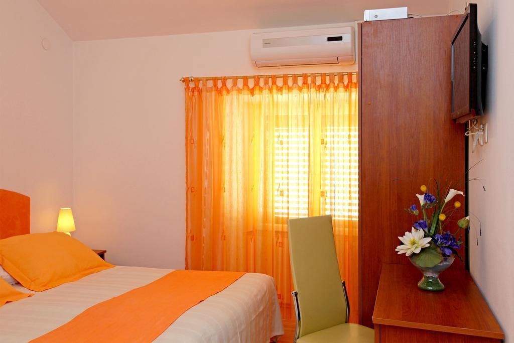 Guest House Kod Peskarije Vela Luka Kamer foto