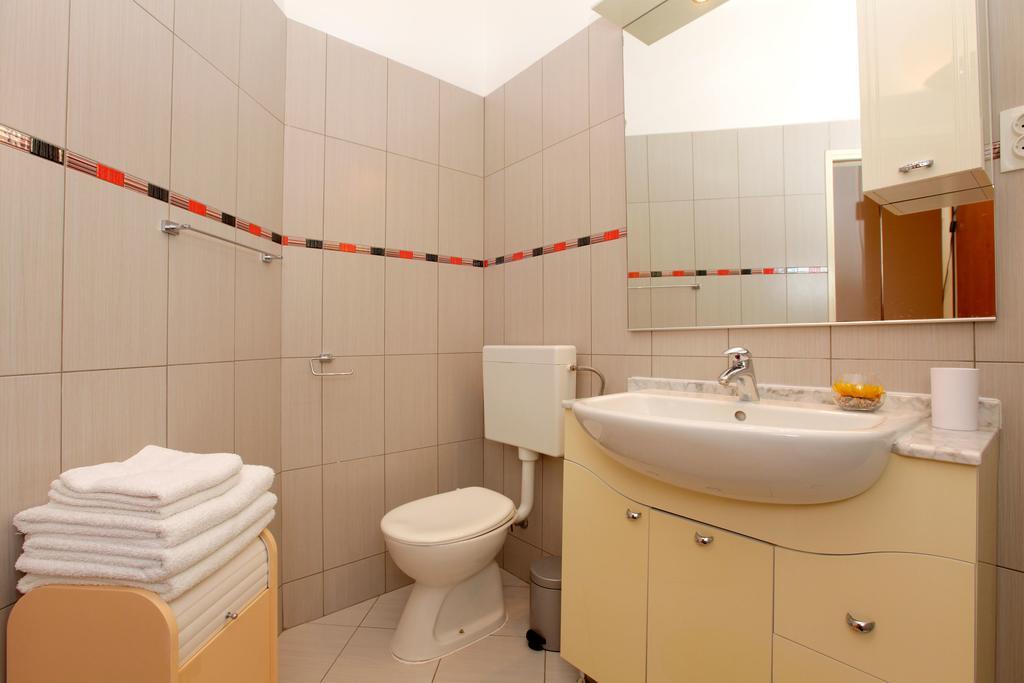 Guest House Kod Peskarije Vela Luka Kamer foto