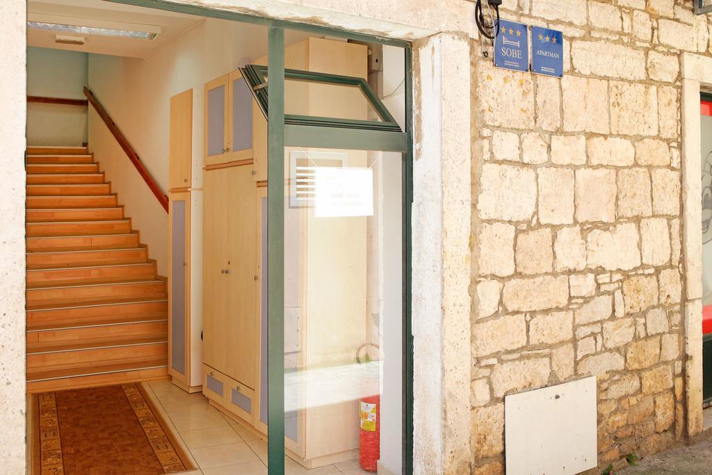 Guest House Kod Peskarije Vela Luka Buitenkant foto